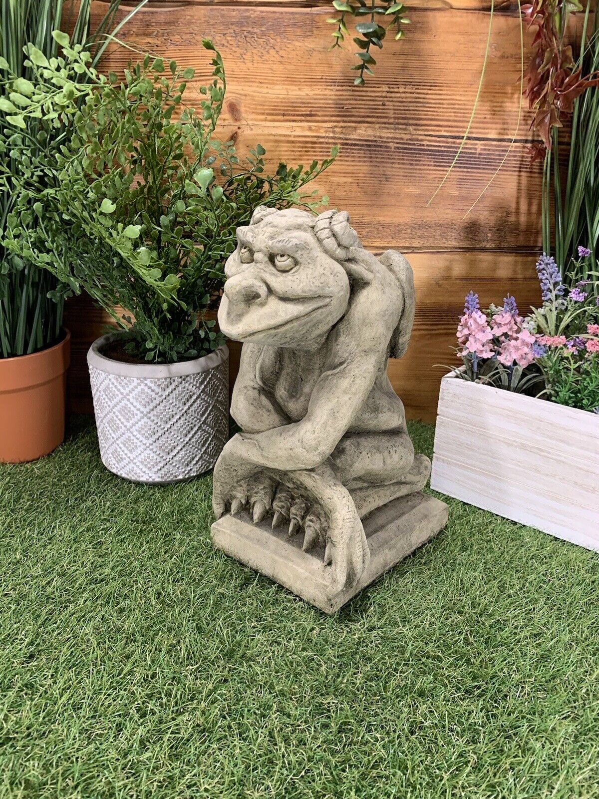 Statuette en pierre Gremlin à suspendre | Gargouille Sprite Décoration  d'extérieur Décoration de jardin