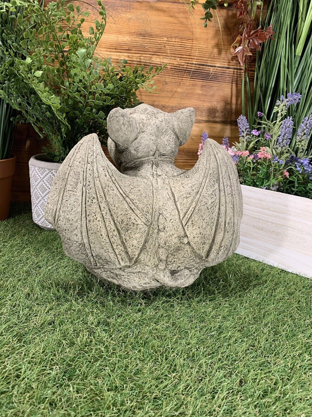 Estatua gárgola de jardín grande