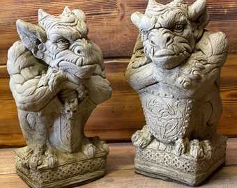 Stone Garden Large Pair Of Gargoyle Gremlin Pillar Cap Statue Ornament