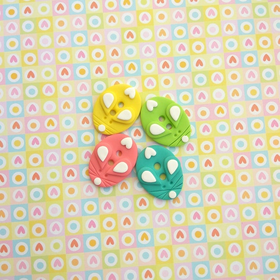 large novelty buttons
