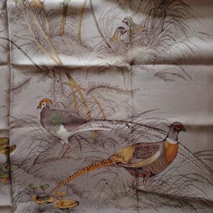 Classic pattern silk scarf