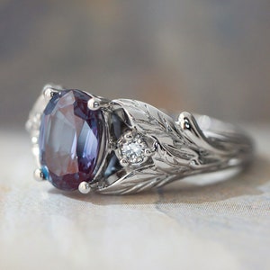 Oval alexandrite engagement ring, leaf engagement ring, white gold ring, leaves ring, nature ring, 1ct ring, alexandrite and diamonds ring
