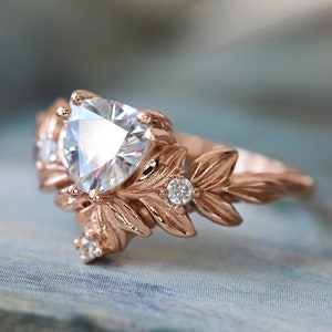 Lab Grown Diamond Engagement Ring, Trillion cut synthetic diamond, nature ring for woman, Unique ring, leaves ring, leaf engagement ring