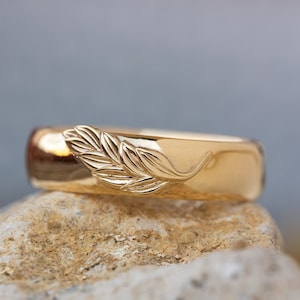 High Polish Wedding Band with Palm Leaf, Branch Ring, Leaf Wedding Band, Ethical Wedding Band, Comfort Fit Wedding Band, 6 mm wide ring