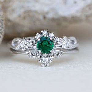 Elvish Irish Celtic Engagement Rings, Lab created Emerald Engagement Ring Set with Matching Wedding Band, 2pcs Bridal Set Ring Unique