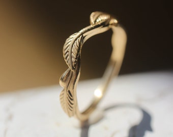 Twig wedding band, leaves wedding ring, rustic ring, branch ring, nature inspired, gold ring for woman, leaf engagement ring, 14K, 18K