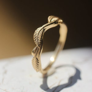 Twig wedding band, leaves wedding ring, rustic ring, branch ring, nature inspired, gold ring for woman, leaf engagement ring, 14K, 18K image 1