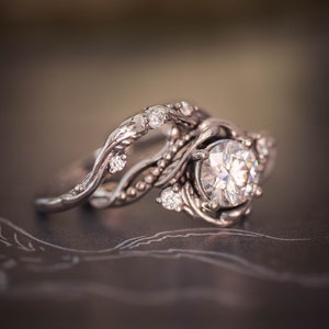 Moissanite bridal ring set, nature engagement ring, 1 carat moissanite ring, gold leaf ring, sustainable ring, leaves ring, wedding ring set