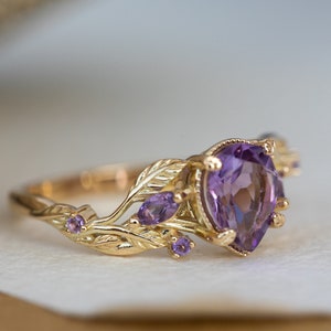 Amethyst Engagement ring with Gold Vines and Leaves, Nature inspired Amethysts Ring for Elven engagement, 14k or 18k Gold, Pear cut Gem Ring