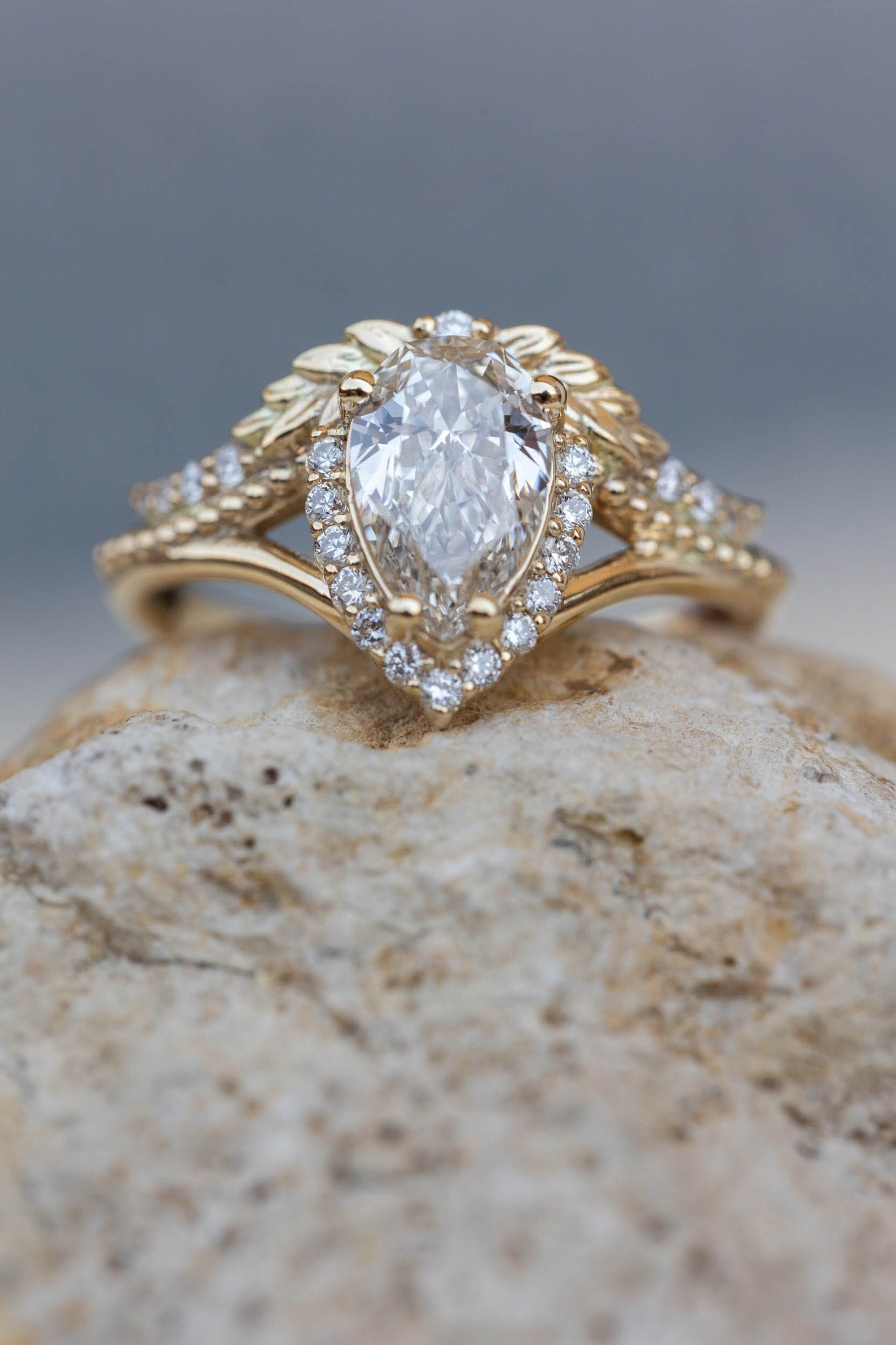 Vintage Inspired Proposal Ring, Unique Style Engagement Ring - Etsy