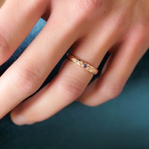 leaves wedding band is very unusual wedding ring for woman