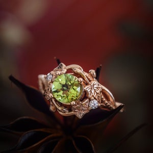 Ivy leaves engagement ring, peridot ring, nature inspired ring, gold leaf ring, elvish ring, peridot diamonds ring, fantasy engagement ring image 7