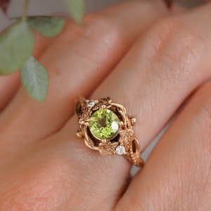 Ivy leaves engagement ring, peridot ring, nature inspired ring, gold leaf ring, elvish ring, peridot diamonds ring, fantasy engagement ring image 8