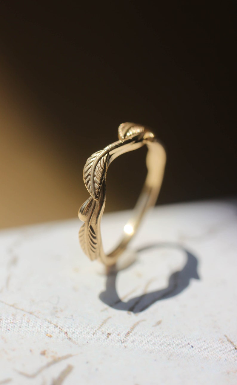 Twig wedding band, leaves wedding ring, rustic ring, branch ring, nature inspired, gold ring for woman, leaf engagement ring, 14K, 18K image 1
