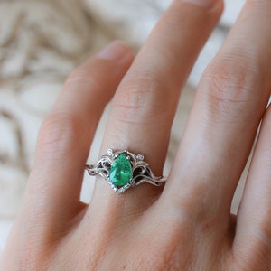 Natural emerald and diamonds ring, unique engagement ring, vintage wedding, leaves ring, moissanite ring, art nouveau ring, ring for woman image 6