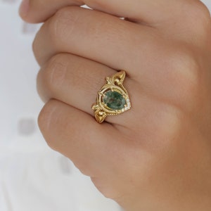 READY TO SHIP, Size 7 Us, Green Moss agate Engagement Ring & Leafy Vine Wedding Band, Elvish Nature Inspired Oval shaped Engagement Ring Set image 8