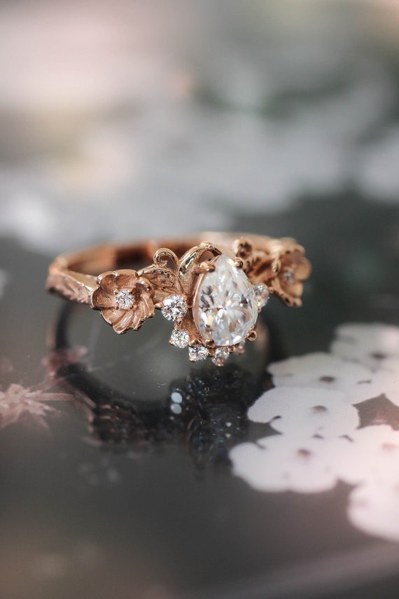 Floral moissanite engagement ring sale