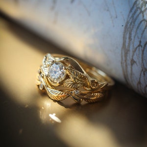 Leaf bridal ring set, engagement ring, moissanite ring, twig wedding band, branch ring, gold leaves ring, stacking rings set imagem 2