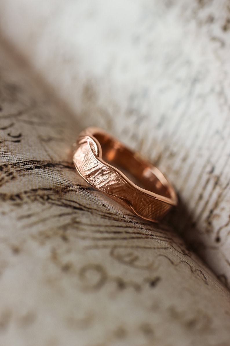 READY TO SHIP, Size 5 Us, Textured wedding band for woman, unisex rose gold wedding ring, rustic ring, 4 mm wide ring, unique ring image 3