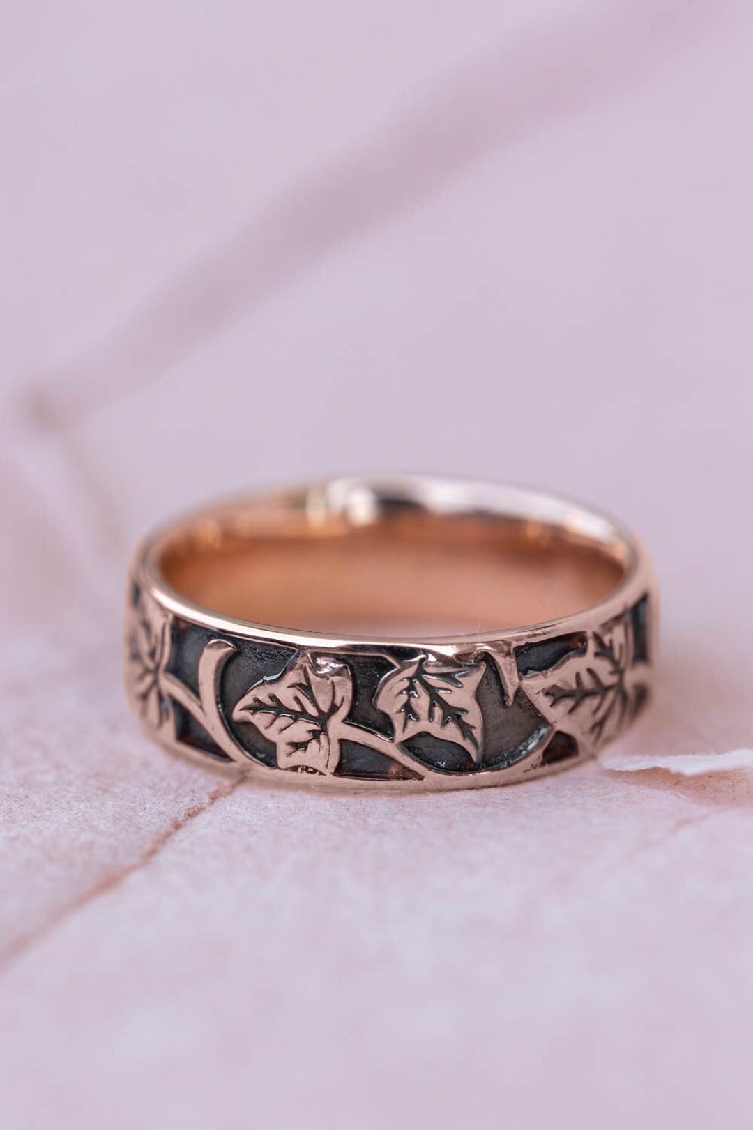 Ivy Leaves Unisex Wedding Band, Black and Gold Ring, Ivy Leaves Ring ...