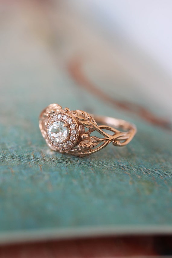 Vintage & nature inspired halo engagement ring