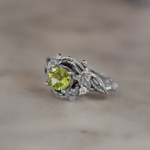 Ivy leaves engagement ring, peridot ring, nature inspired ring, gold leaf ring, elvish ring, peridot diamonds ring, fantasy engagement ring image 10