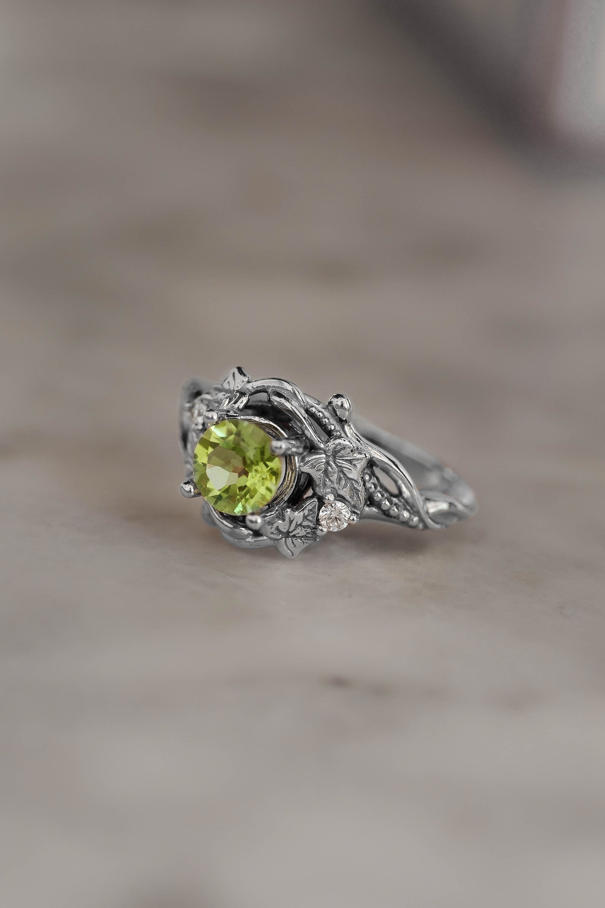 Ivy Leaves Engagement Ring, Peridot Ring, Nature Inspired