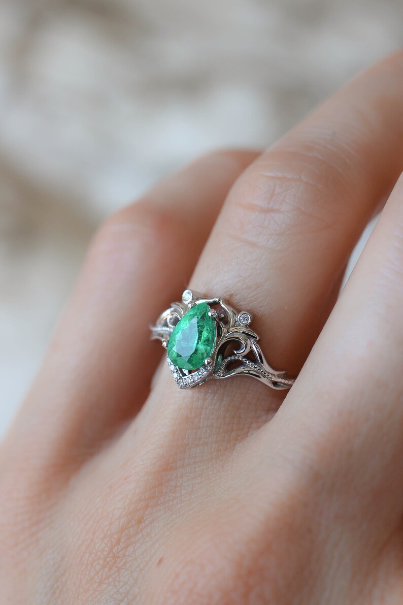 Natural emerald and diamonds ring, unique engagement ring, vintage wedding, leaves ring, moissanite ring, art nouveau ring, ring for woman image 5