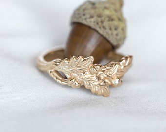 READY TO SHIP: Size 7Us, Wedding Band with Oak leaves and Acorns, Oak Leaf Wedding ring for Women, Marriage ring for Forest Inspired Wedding