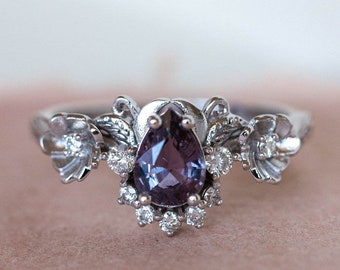 Purple Sapphire Engagement Ring, Sapphire and Diamonds Flower Ring, Nature Engagement Ring, Unique Ring for Woman, Floral Ring, Halo Ring