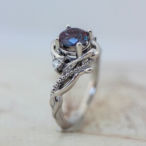 1 Carat Alexandrite Ring, Nature Inspired Engagement Ring, Alexandrite ...