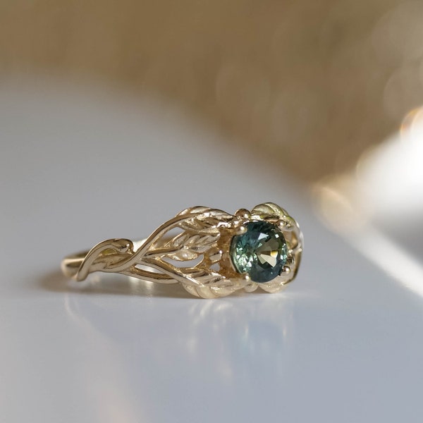 Anillo de compromiso de zafiro verde, anillo élfico para propuesta, anillo de hoja y vid, anillo de compromiso de naturaleza oro amarillo, anillo de oro de zafiro natural