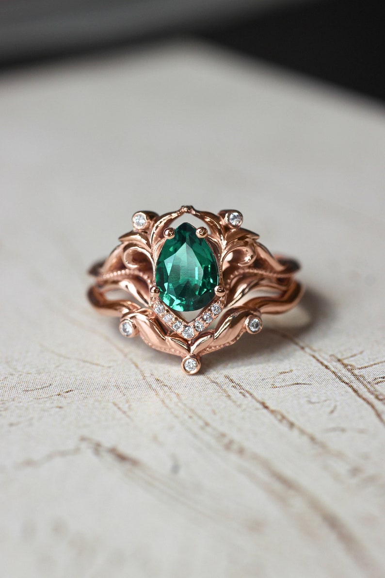 Lab emerald and moissanite ring, unique engagement ring, pear cut ring, leaves ring, emerald engagement, art nouveau ring, ring for woman image 3