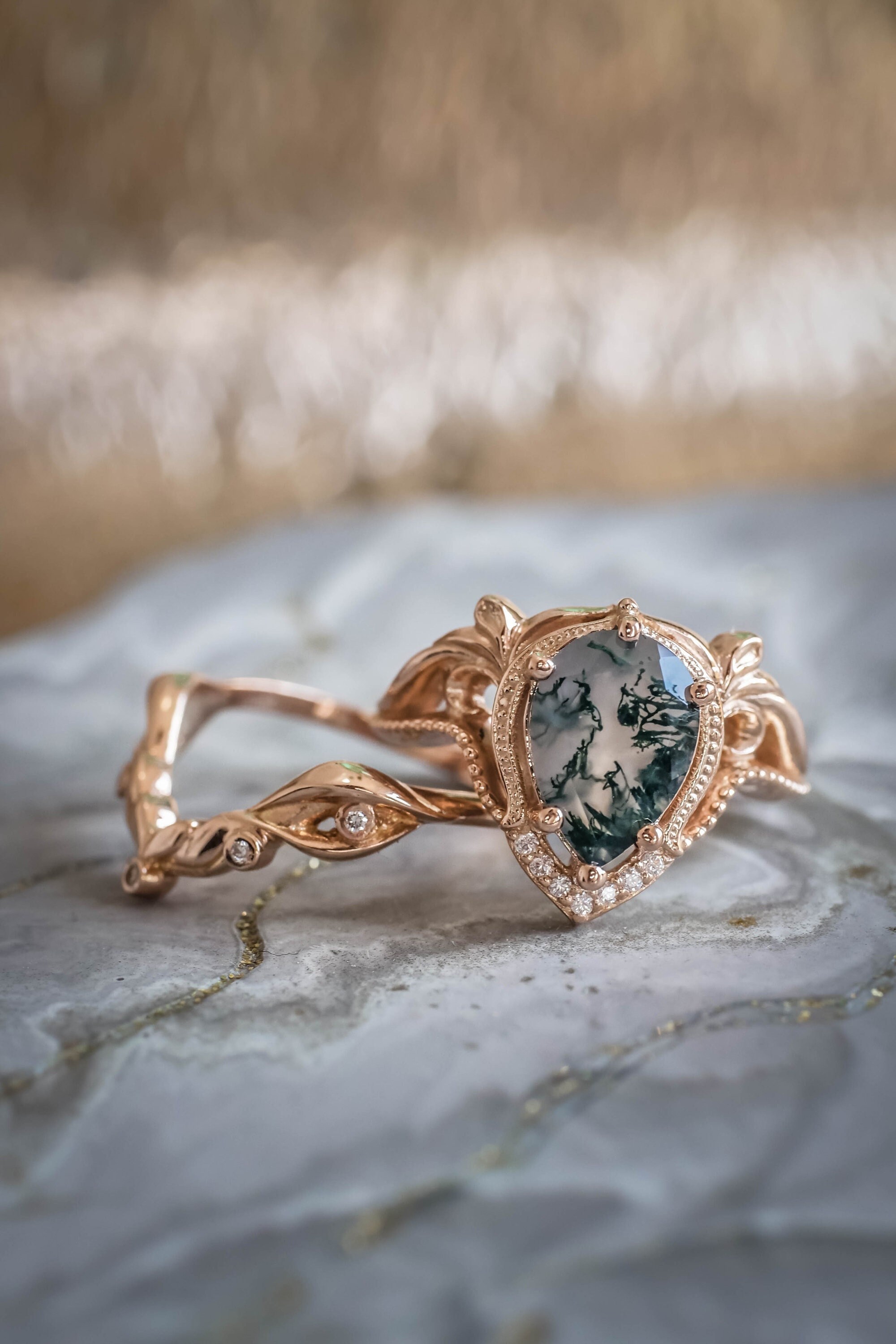Alternative wedding ring sets discount