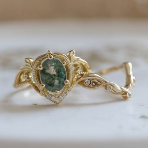 READY TO SHIP, Size 7 Us, Green Moss agate Engagement Ring & Leafy Vine Wedding Band, Elvish Nature Inspired Oval shaped Engagement Ring Set image 3