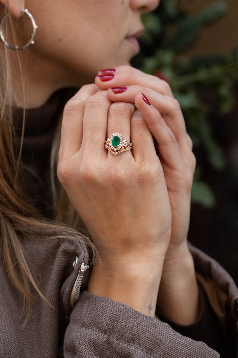 Ornate Engagement Ring Set, Natural Emerald Ring with Diamonds, 2pcs Bridal ring set, Baroque inspired Engagement in 14k or 18K Gold image 4