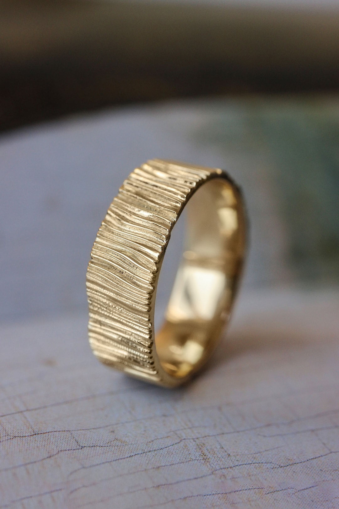 Saw Wood Textured Ring, Gold Wedding Band for Man, Bark Men