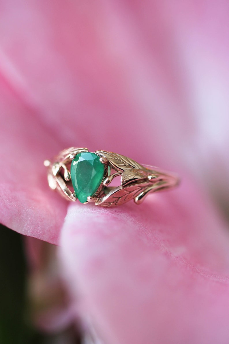 Teardrop Emerald Engagement Ring Leaves Ring Ring for Woman Etsy
