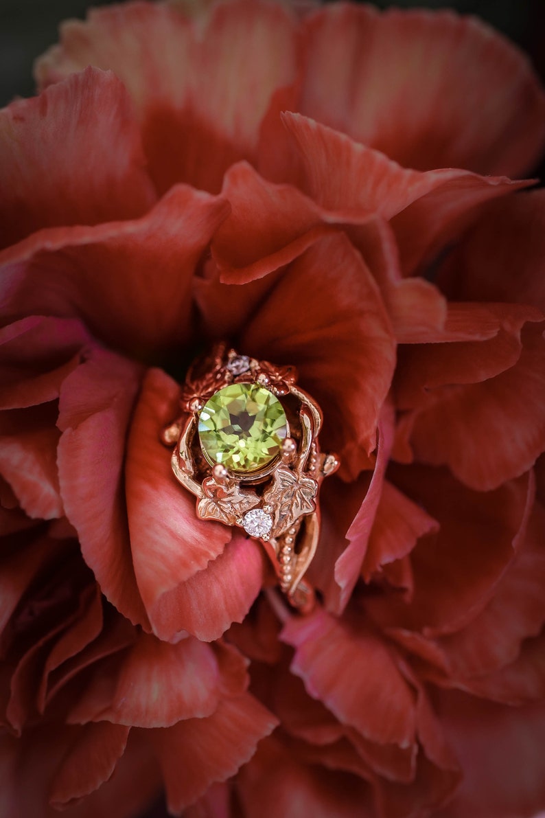 Ivy leaves engagement ring, peridot ring, nature inspired ring, gold leaf ring, elvish ring, peridot diamonds ring, fantasy engagement ring image 4