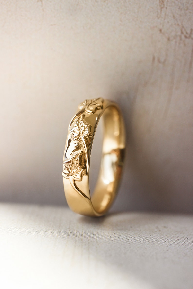 Three ivy leaves wedding band, gold men's wedding band, nature wedding ring for him, leaves ring, 14K yellow gold, leaf wedding ring image 5