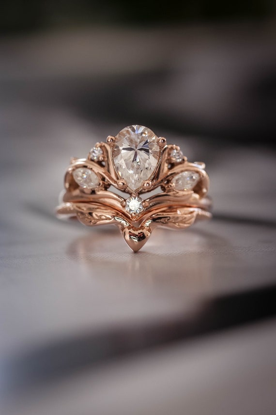 Baroque engagement best sale ring