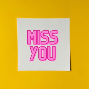 Miss you card, Mejor tarjeta de amistad durante el encierro, amigos y familiares a distancia social, tarjetas familiares perdidas, sólo porque, tarjeta colorida divertida
