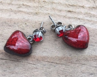 Vintage heart earrings - ceramic - handmade - 80s - with small stones