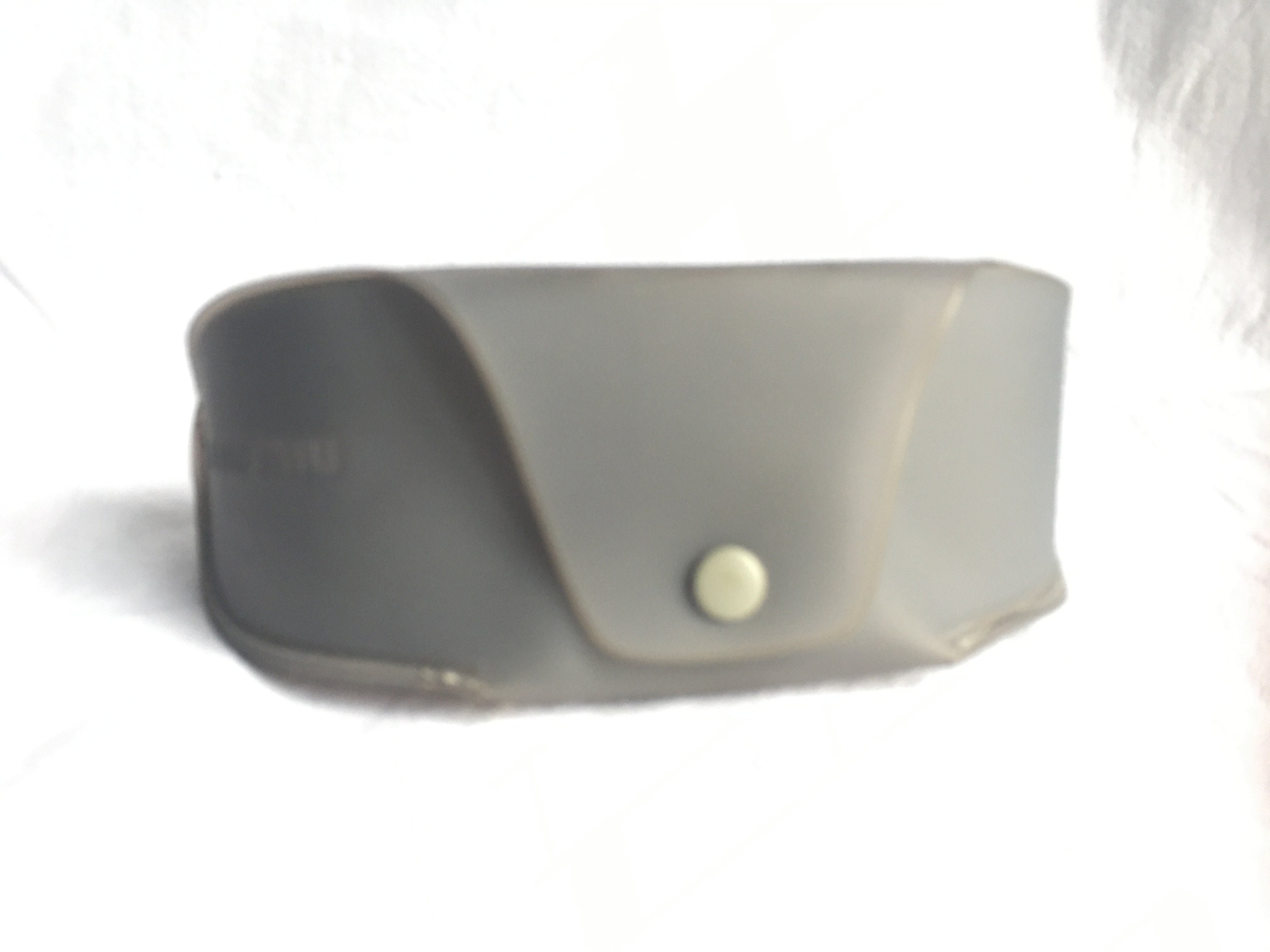ISO LOOKING TO BUY miu miu sunglasses case REVIEW] Miu Miu Sunglasses & Case : r/FashionReps main image 2