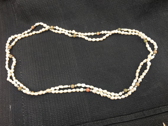 Vintage real freshwater pearl necklace with small… - image 1