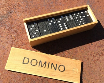 Vintage wooden domino game - 28 pieces - 1960