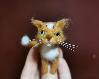 Cat felted animals tiny toys, micro cat sculpture, dollhouse animals, miniature animals