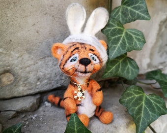 Tiger toy needle felted,tiny tiger,baby tiger,Festive toy  christmas costume rabbit,gift advent calendar