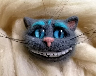 Cheshire cat brooch, head cat, brooch Cheshire,wonderland cat,tiny toy cat