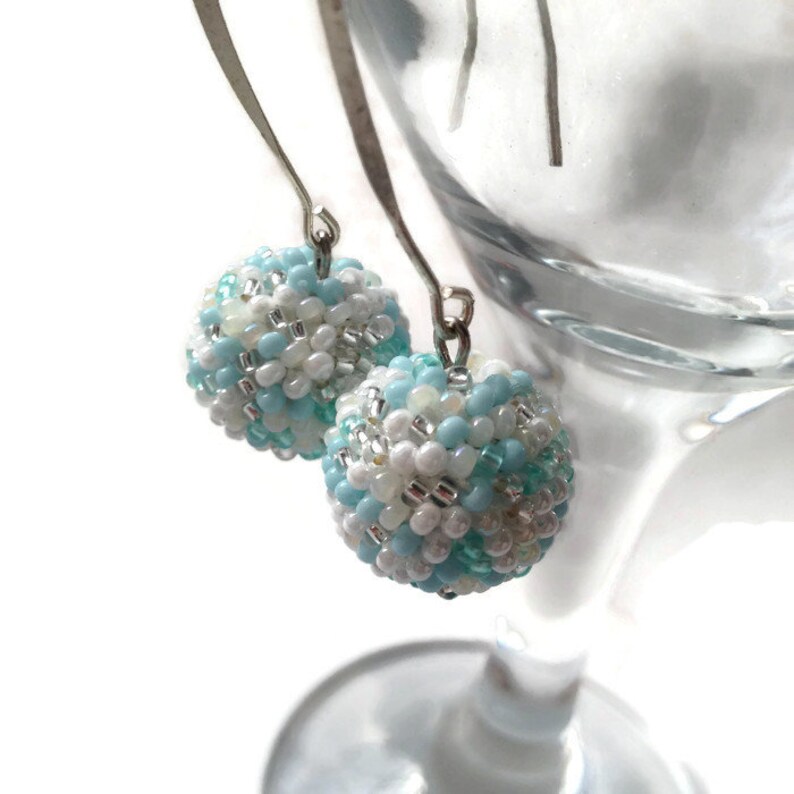 White blue bracelet and Hanging earrings Holiday gift for wife Dainty bracelet Gift for sister Seed bead jewelry Set